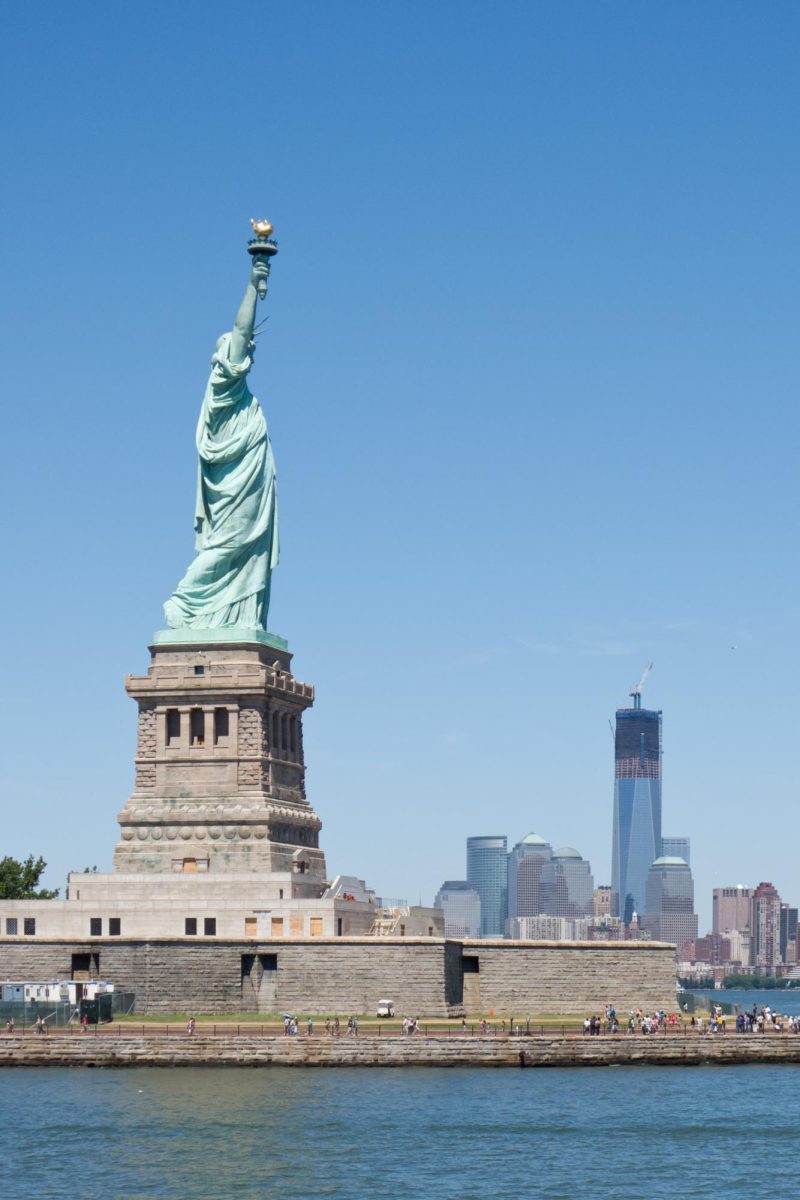Photo via https://upload.wikimedia.org/wikipedia/commons/b/ba/Statue_of_Liberty_-_07.jpg under the Creative Commons License
