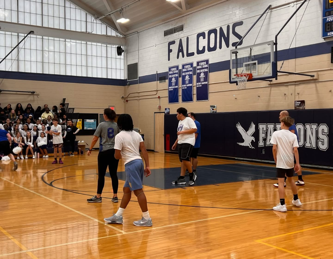 Fords Middle School holds annual Blue and White Challenge