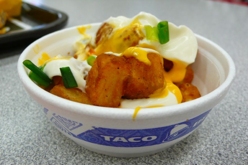 Photo via https://upload.wikimedia.org/wikipedia/commons/8/8a/TacoBell-FiestaPotatoes.jpg under the Creative Commons License
