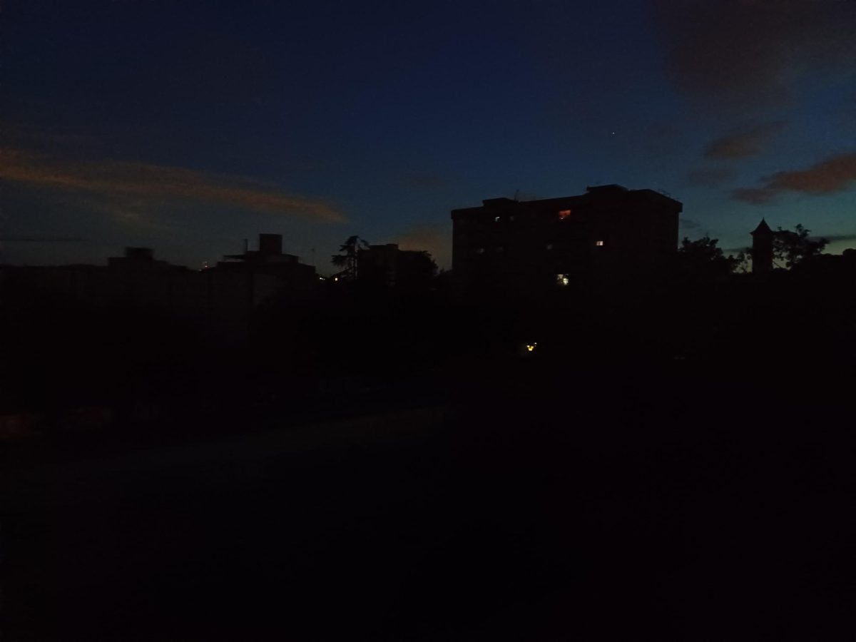 Photo via https://upload.wikimedia.org/wikipedia/commons/2/23/2025_European_power_outage_in_Catalunya_Spain.jpg  under the Creative Commons License
